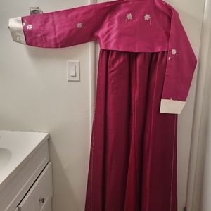 Korean traditional dress (hanbok)